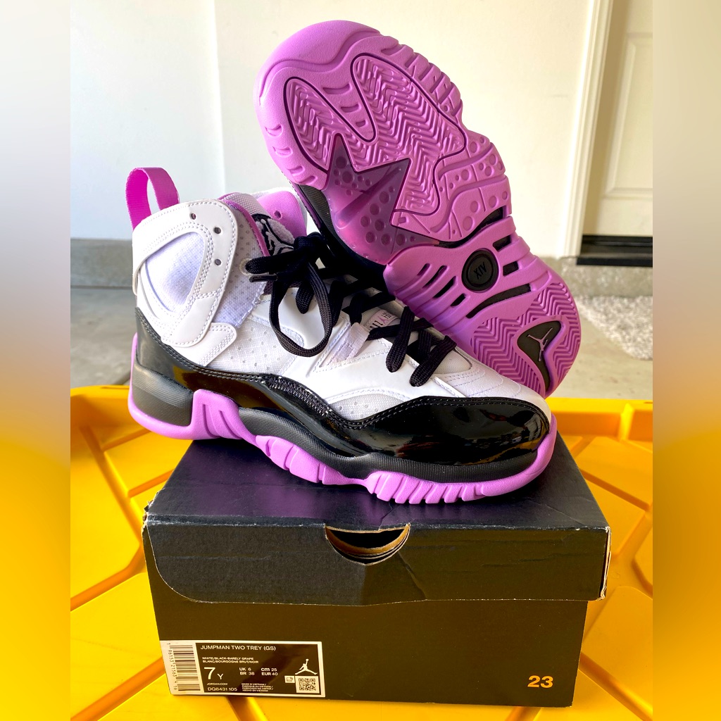 Jumpman Two Trey (Gs) - White/Black-Barely Grape - Size 7y